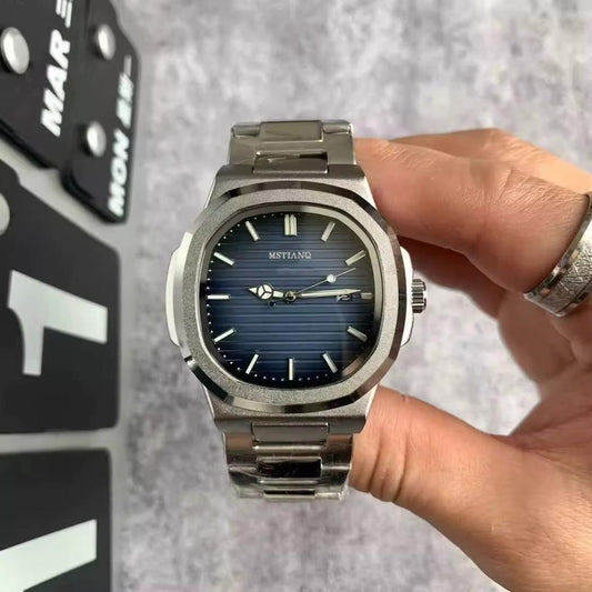 Montre de luxe en acier inoxydable M2